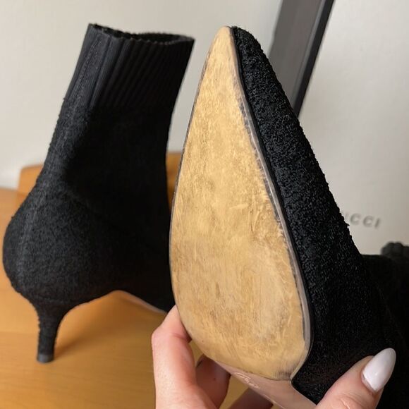 EUC Gianvito Rossi Black Stretch Textured Sock Boot Kitten Heel 39.5/9.5 - Picture 8 of 14